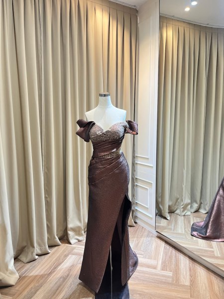Gaun sewa CELRA.id Bronze 04, warna bronze