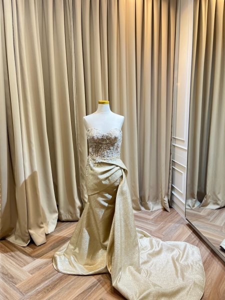 Gaun sewa CELRA.id Gold 20, warna gold