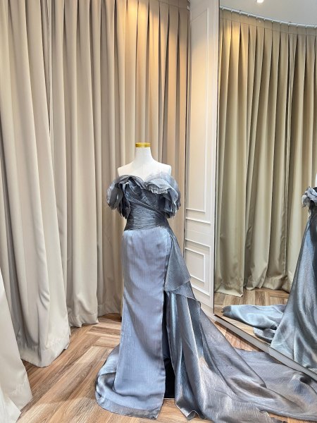 Gaun sewa CELRA.id Grey 03, warna abu-abu