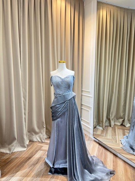 Gaun sewa CELRA.id Grey 05, warna abu-abu