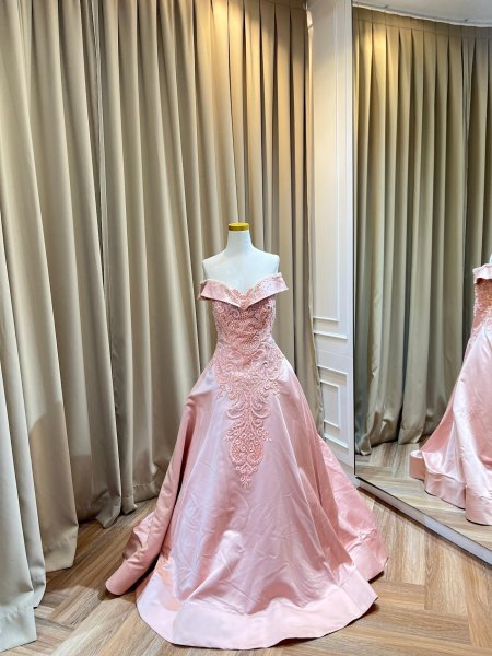 Gaun sewa CELRA.id Pink 21, warna pink